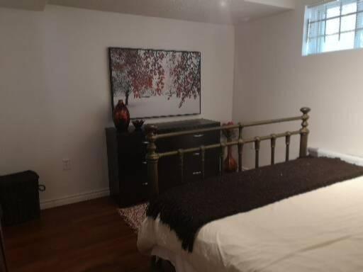 Apartment Comfortable 2-bedroom, Private Kitchen And Bathroom *